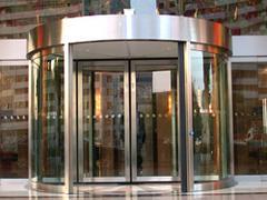 圖木舒克旋轉門 如何選購高性價比產品？臨朐宏順門窗廠是您的可靠選擇